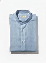 Carica l'immagine nel visualizzatore di Gallery, Camicia Coreana in lino Azzurro Uomo puro lino 100% Made in Italy