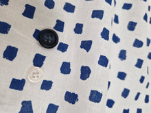 Load image into Gallery viewer, Pantaloncino Shorts Bermuda Micro Fantasia Blu Cotone Lino 2 tasche laterali Made in Italy