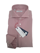 Carica l'immagine nel visualizzatore di Gallery, Camicia Uomo Rigato rosso bacchettino titolo 120 bordeaux alta qualità pari pari Made in Italy
