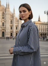 Carica l'immagine nel visualizzatore di Gallery, Camicione Donna fasciato twill fantasia a righe blu ,tessuto alta qualità Casual Camicione puro Cotone Made in Italy