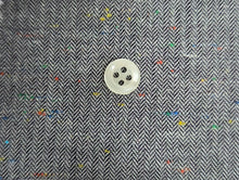 Carica l'immagine nel visualizzatore di Gallery, Camicia Uomo flanella chevron grigio vinaccia fantasia spigatino bottonato puro cotone 100% Made in Italy