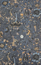 Carica l'immagine nel visualizzatore di Gallery, Camicia Donna fantasia floreale scura Casual Camicione puro Cotone Made in Italy