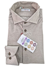 Carica l'immagine nel visualizzatore di Gallery, Camicia Beige Stretch No Stiro No Piega No Iron anti alone made in italy massima traspirabilità