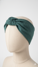 Carica l'immagine nel visualizzatore di Gallery, Turbante verdone salva in cotone lino Fascia Capelli Made in Italy Hairband headband