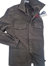 Carica l'immagine nel visualizzatore di Gallery, Giacca Overshirt Field Jacket marrone testa di moro Sahariana Safari militare 4 tasche gabardina 100% cotone Made in italy