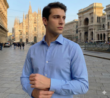 Load image into Gallery viewer, Camicia azzurra fil a fil azzurro popeline 100%cotone colletto mezzo francese Made in Italy