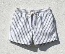Carica l'immagine nel visualizzatore di Gallery, Boxer Mare Bermuda 100% Cotone costume da bagno Made in Italy Shorts 2 tasche laterali
