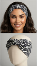 Carica l'immagine nel visualizzatore di Gallery, Turbante Nero in fantasia geometrica cotone Fascia Capelli Made in Italy Hairband headband