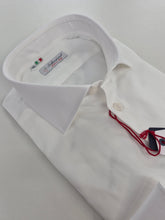 Carica l'immagine nel visualizzatore di Gallery, Camicia Bianca Uomo puro cotone colletto mezzo francese 100% cotone Made in Italy