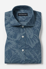 Carica l'immagine nel visualizzatore di Gallery, Camicia Denim Donna fantasia foliage fit Casual Camicione puro Cotone Made in Italy