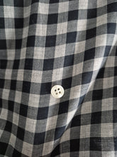 Carica l'immagine nel visualizzatore di Gallery, Camicia a quadri Donna fantasia a quadri grigio nero Casual Camicione puro Cotone Made in Italy