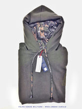 Load image into Gallery viewer, Felpa Verdone militare con Cappuccio Design Urban Jungle made in Italy Fantasia 100% cotone - Unisex Sweatshirt dark green Hoodie