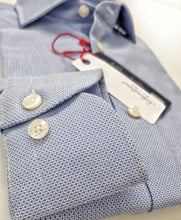 Load image into Gallery viewer, Camicia Azzurra puro cotone nido d'ape giro inglese