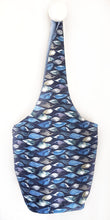 Carica l&#39;immagine nel visualizzatore di Gallery, Borsa Mare in tessuto cotone fashion Design Foliage blu Made in Italy
