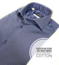 Load image into Gallery viewer, Camicia Blu Denim brillante NO STIRO - puro cotone Nido d'ape