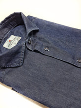 Load image into Gallery viewer, Camicia LAVATA blu jeans denim stone wash puro cotone made in italy