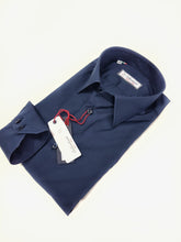 Carica l'immagine nel visualizzatore di Gallery, Camicia blu popeline cotone made in italy Blue Navy shirt