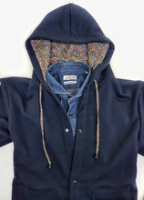 Carica l'immagine nel visualizzatore di Gallery, Felpa Donna cardigan Blu con Cappuccio unisex design micro fantasia foliage made in Italy Fantasia 100% cotone Unisex Sweatshirt blue Hoodie