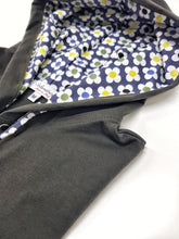 Load image into Gallery viewer, Maglia cardigan jersey verdone  con Cappuccio Design quadrifoglio made in Italy Fantasia  100% cotone - Sweatshirt hoodie
