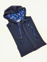 Load image into Gallery viewer, Maglia cardigan jersey blu con Cappuccio Design tucano made in Italy Fantasia  100% cotone - Sweatshirt hoodie
