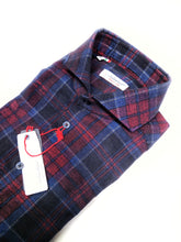Carica l'immagine nel visualizzatore di Gallery, Camicia a quadri velluto scozzese blu rosso cotone fantasia check made in italy
