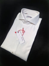 Carica l'immagine nel visualizzatore di Gallery, Camicia Bianca Stretch No Stiro No Piega No Iron anti alone made in Italy massima traspirabilità