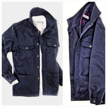 Carica l'immagine nel visualizzatore di Gallery, Giacca Overshirt Sahariana Safari Gabardina blu inserto scozzese 4 tasche 98% cotone 2%elastane Made in italy