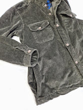 Load image into Gallery viewer, Giacca Sahariana velluto verdone scuro 4 tasche Overshirt Safari 100% cotone Made in italy