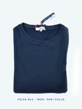 Carica l&#39;immagine nel visualizzatore di Gallery, Felpa blu basic pari collo made in Italy Fantasia 100% cotone - Unisex Sweatshirt blue navy Hoodie
