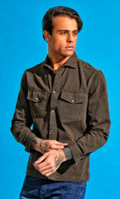 Carica l'immagine nel visualizzatore di Gallery, Giacca Overshirt Sahariana Overshirt Safari kaki brown militare 4 tasche gabardina 100% cotone Made in italy