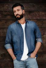 Load image into Gallery viewer, Camicia LAVATA blu jeans denim stone wash puro cotone made in italy
