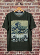 Carica l&#39;immagine nel visualizzatore di Gallery, T-shirt made in Italy Fantasia big wave 100% fresco cotone jersey design big wave
