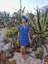 Carica l'immagine nel visualizzatore di Gallery, Turbante Fashion in cotone fascia capelli design tropical blu tucano made in Italy