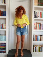 Load image into Gallery viewer, Camicione giallo camicia Donna gialla morbida viscosa made in italy woman yellow soft shirt