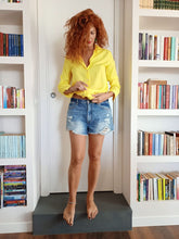 Load image into Gallery viewer, Camicione giallo camicia Donna gialla morbida viscosa made in italy woman yellow soft shirt
