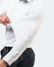 Carica l'immagine nel visualizzatore di Gallery, Camicia Bianca Stretch No Stiro No Piega No Iron anti alone made in Italy massima traspirabilità