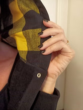 Load image into Gallery viewer, Felpa cardigan DONNA unisex -nera con Cappuccio check a quadri giallo nero puro cotone made in Italy Fantasia 100% cotone Unisex Sweatshirt blue Hoodie