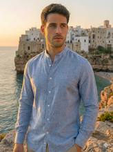 Carica l'immagine nel visualizzatore di Gallery, Camicia Coreana in lino Azzurro Uomo puro lino 100% Made in Italy
