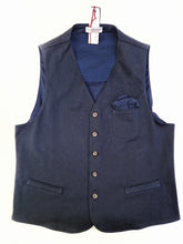 Load image into Gallery viewer, Gilet Panciotto blue gabardina 100% Cotone con inserto e pochet punta spillo blu Made in Italy
