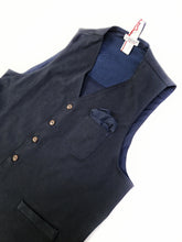 Load image into Gallery viewer, Gilet Panciotto blue gabardina 100% Cotone con inserto e pochet punta spillo blu Made in Italy

