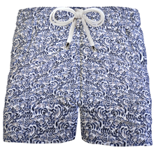 Load image into Gallery viewer, Pantaloncino in cotone Shorts Bermuda Fantasia flower blue 100% Cotone 2 tasche laterali Made in Italy
