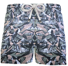 Carica l&#39;immagine nel visualizzatore di Gallery, Pantaloncino  Shorts Bermuda Fantasia Camouflage verdone grigio marrone 100% Cotone 2 tasche laterali Made in Italy
