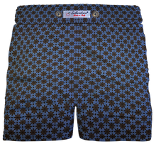 Carica l&#39;immagine nel visualizzatore di Gallery, Bermuda Pantaloncino puro cotone fantasia Blue Denim Shorts 2 tasche laterali Made in Italy
