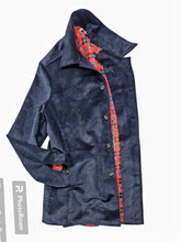 Carica l&#39;immagine nel visualizzatore di Gallery, Giacca Foderata In Velluto Blu  100% cotone Made in Italy 3 tasche
