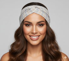 Carica l'immagine nel visualizzatore di Gallery, Turbante Principe di Galles Chiaro fantasia madras scozzese in cotone anallergico Fascia Capelli Made in Italy Hairband headband
