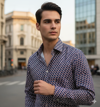 Carica l&#39;immagine nel visualizzatore di Gallery, Camicia Uomo fantasia blu rossa 100% cotone popeline Made in Italy
