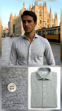 Carica l&#39;immagine nel visualizzatore di Gallery, Polo Camicia grigia melange chiaro in maglia jersey,fresco filato traspirante 100% cotone,anallergico,alta qualità colletto morbido Made in Italy

