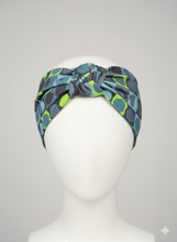 Carica l&#39;immagine nel visualizzatore di Gallery, Turbante verde blu fantasia geometrica Made in Italy Fascia Capelli Hairband headband
