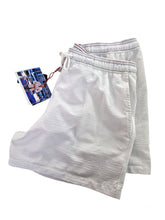 Carica l&#39;immagine nel visualizzatore di Gallery, Bermuda Pantaloncino Bianco Goffrato Puro Cotone Made in Italy Fantasia Shorts 2 tasche laterali
