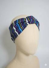 Carica l&#39;immagine nel visualizzatore di Gallery, Turbante multicolor fantasia rigata cotone Made in Italy Fascia Capelli Hairband headband

